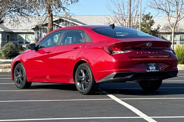 Used 2022 Hyundai Elantra SEL image 8