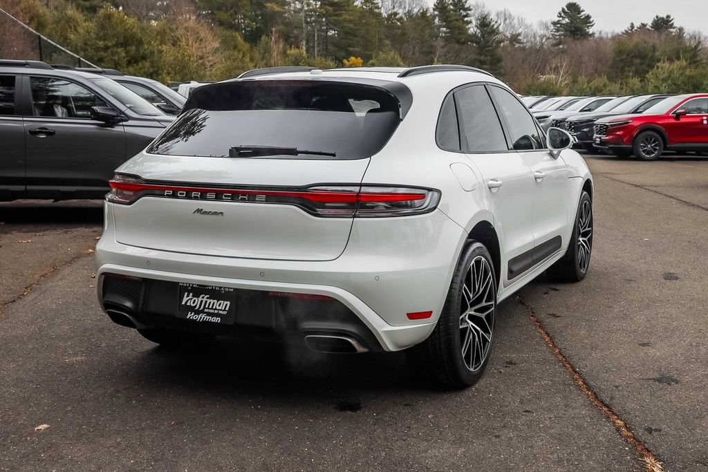 Used 2024 Porsche Macan image 5