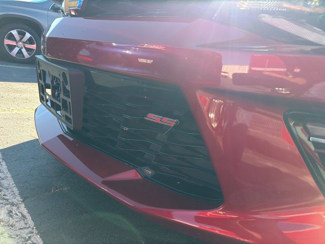Used 2017 Chevrolet Camaro SS RWD image 2
