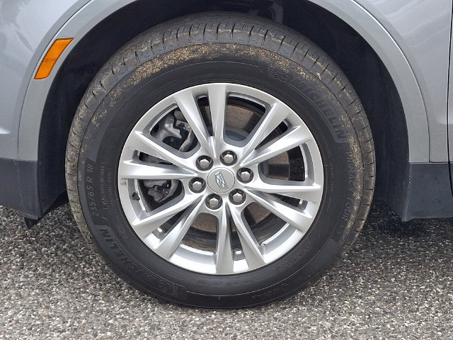 Certified 2025 Cadillac XT5 Luxury w/ LPO, Floor Liner Package AWD/4WD image 6