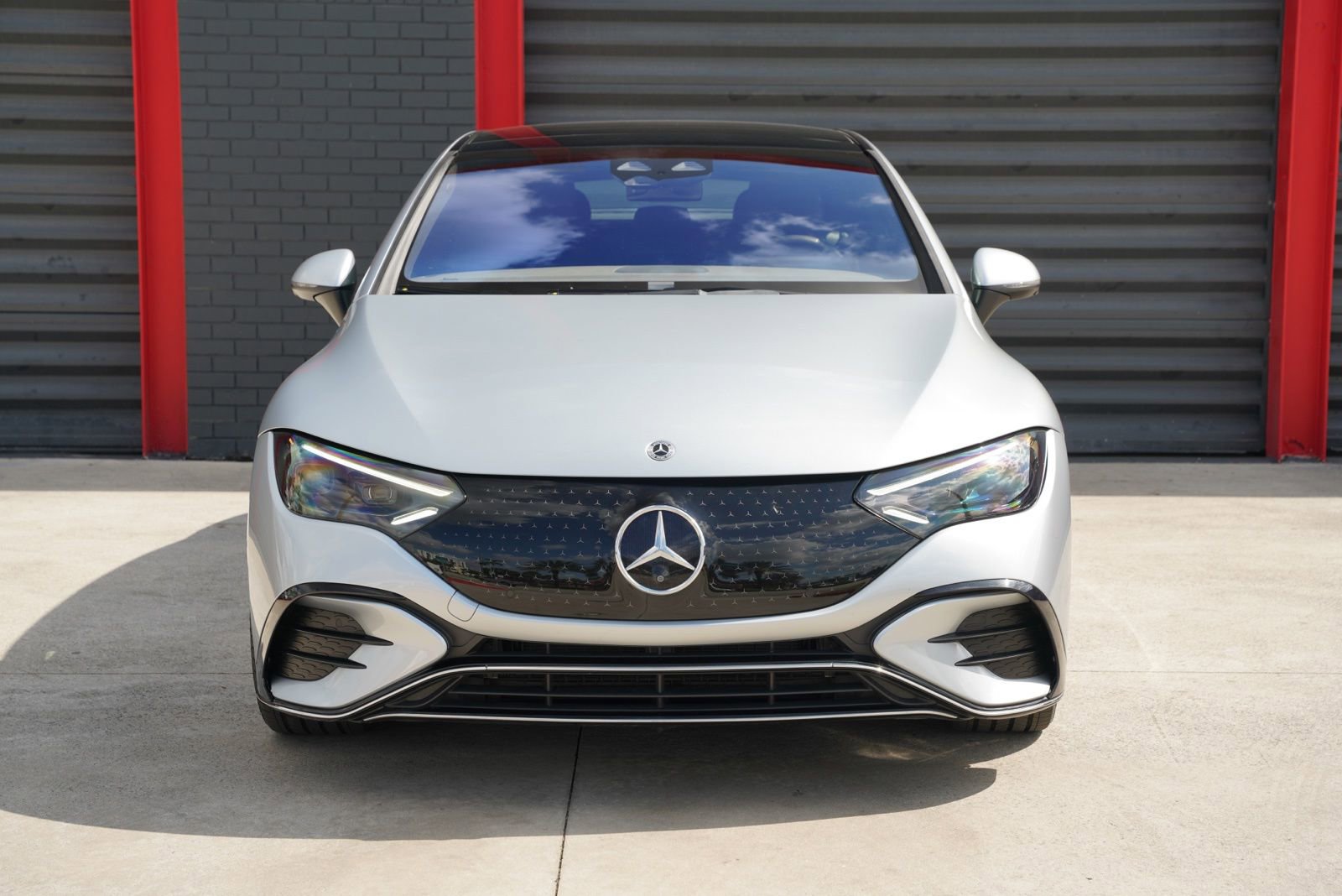 Used 2023 Mercedes-Benz EQE 350+ Sedan video 2