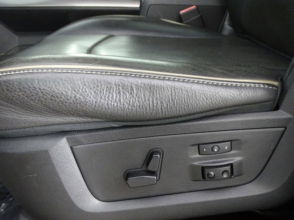 Used 2015 RAM 1500 Laramie Limited image 20