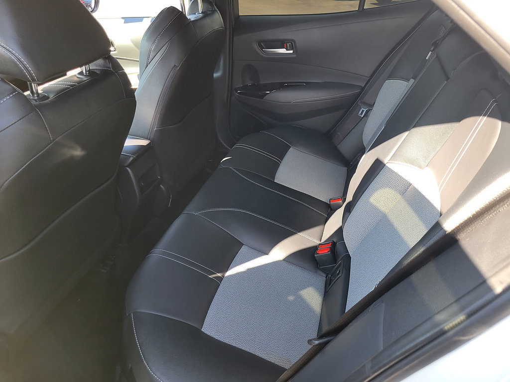 Used 2022 Toyota Corolla XSE FWD image 14