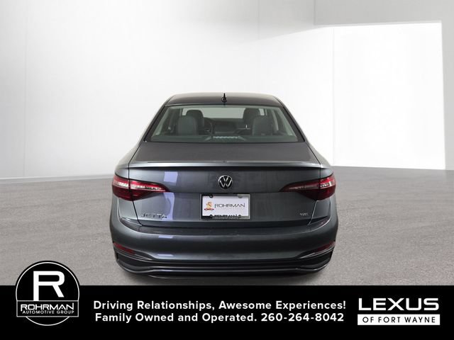 Used 2024 Volkswagen Jetta SE FWD image 7
