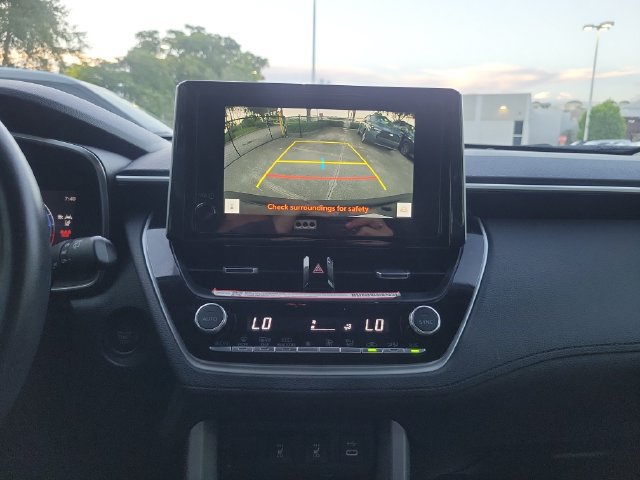 Used 2025 Toyota Corolla Cross XLE w/ Convenience Package FWD image 20