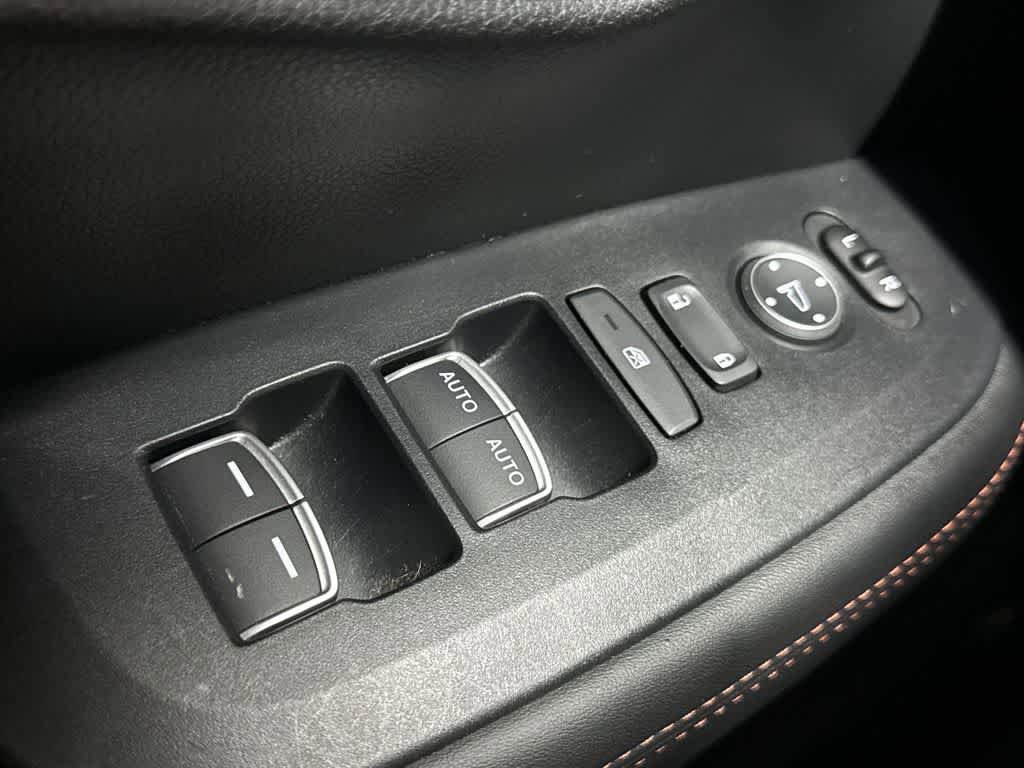Used 2024 Honda HR-V Sport image 17