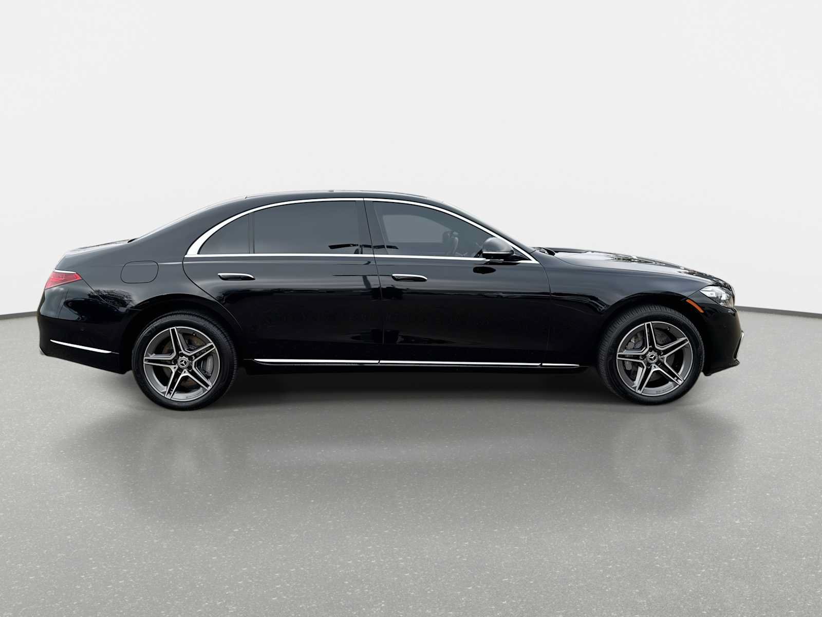 Used 2024 Mercedes-Benz S 580e 4MATIC Sedan image 7