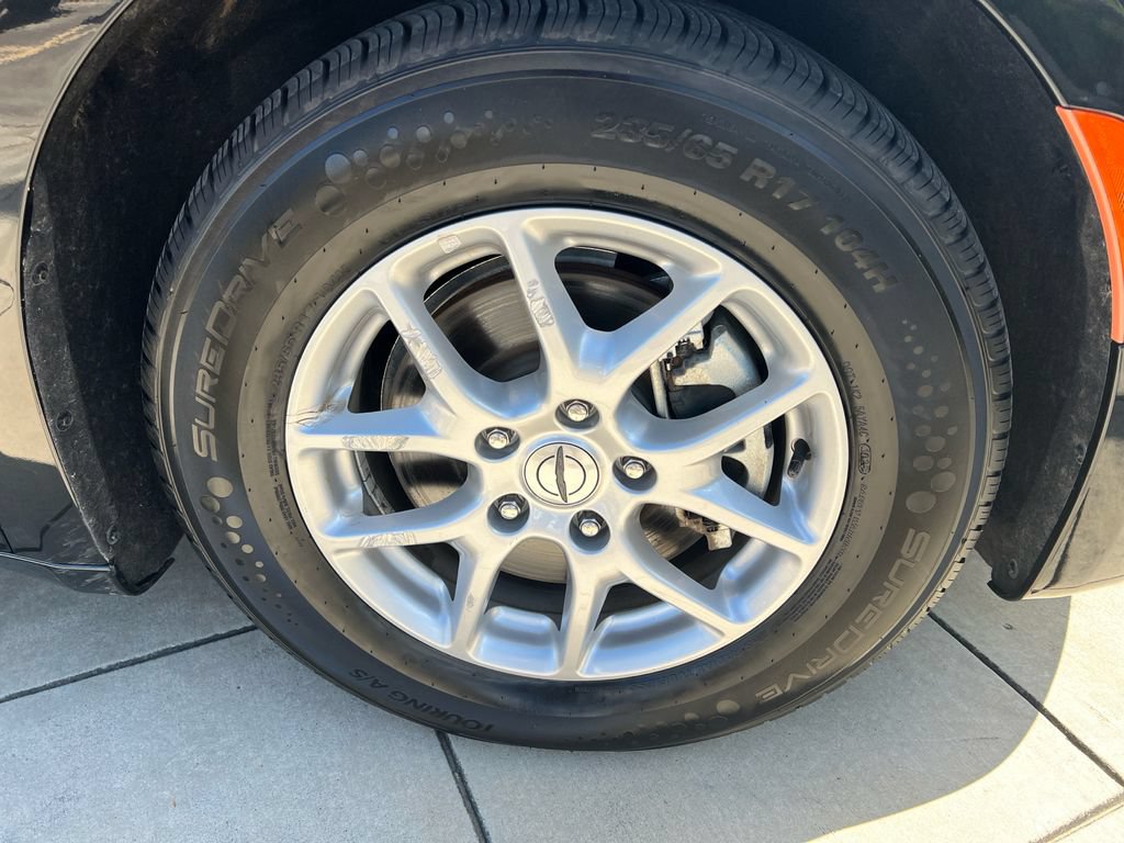Used 2023 Chrysler Pacifica Touring-L FWD image 5
