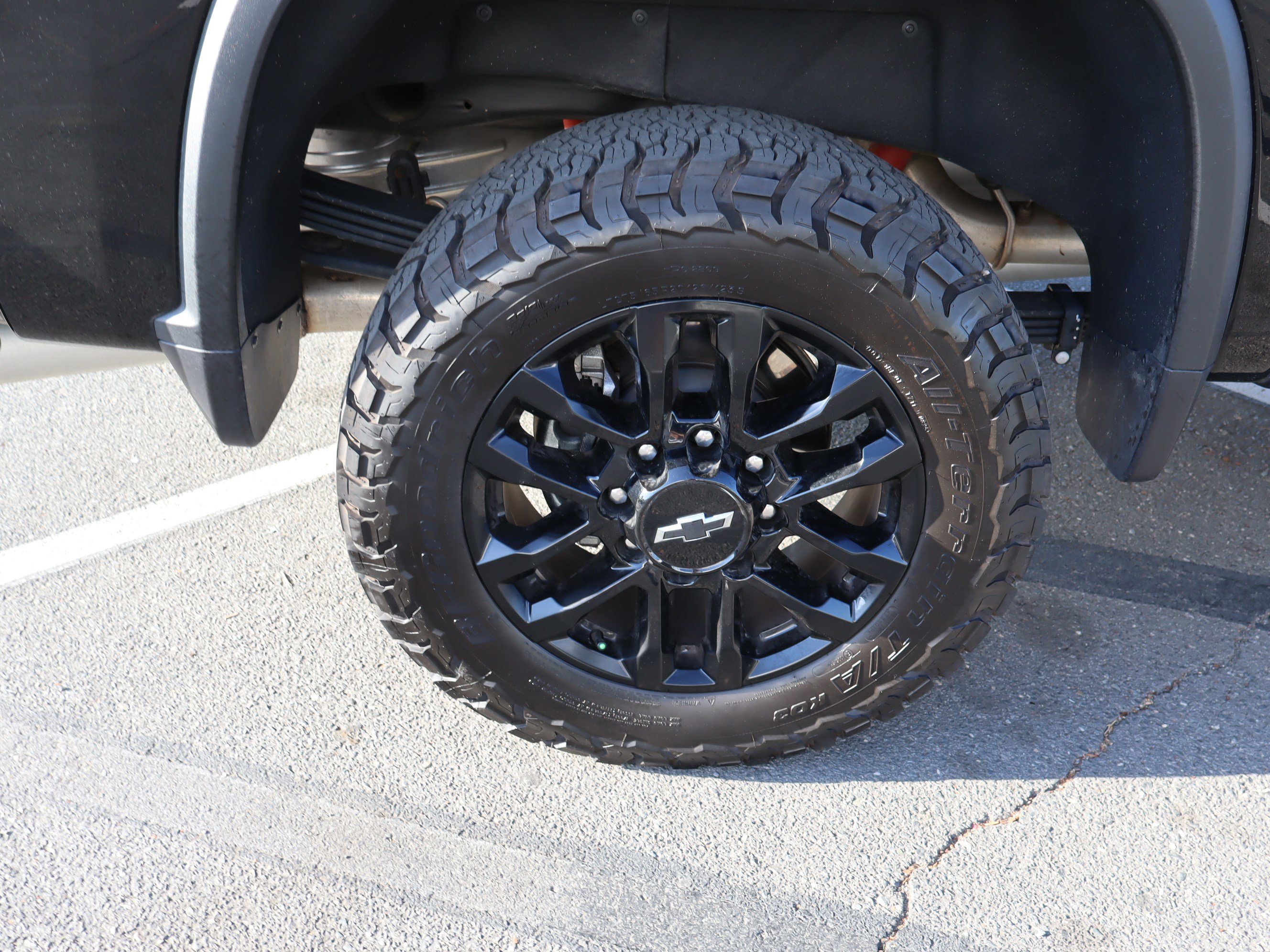 Used 2025 Chevrolet Silverado 2500 LTZ w/ LTZ Plus Package AWD/4WD image 39