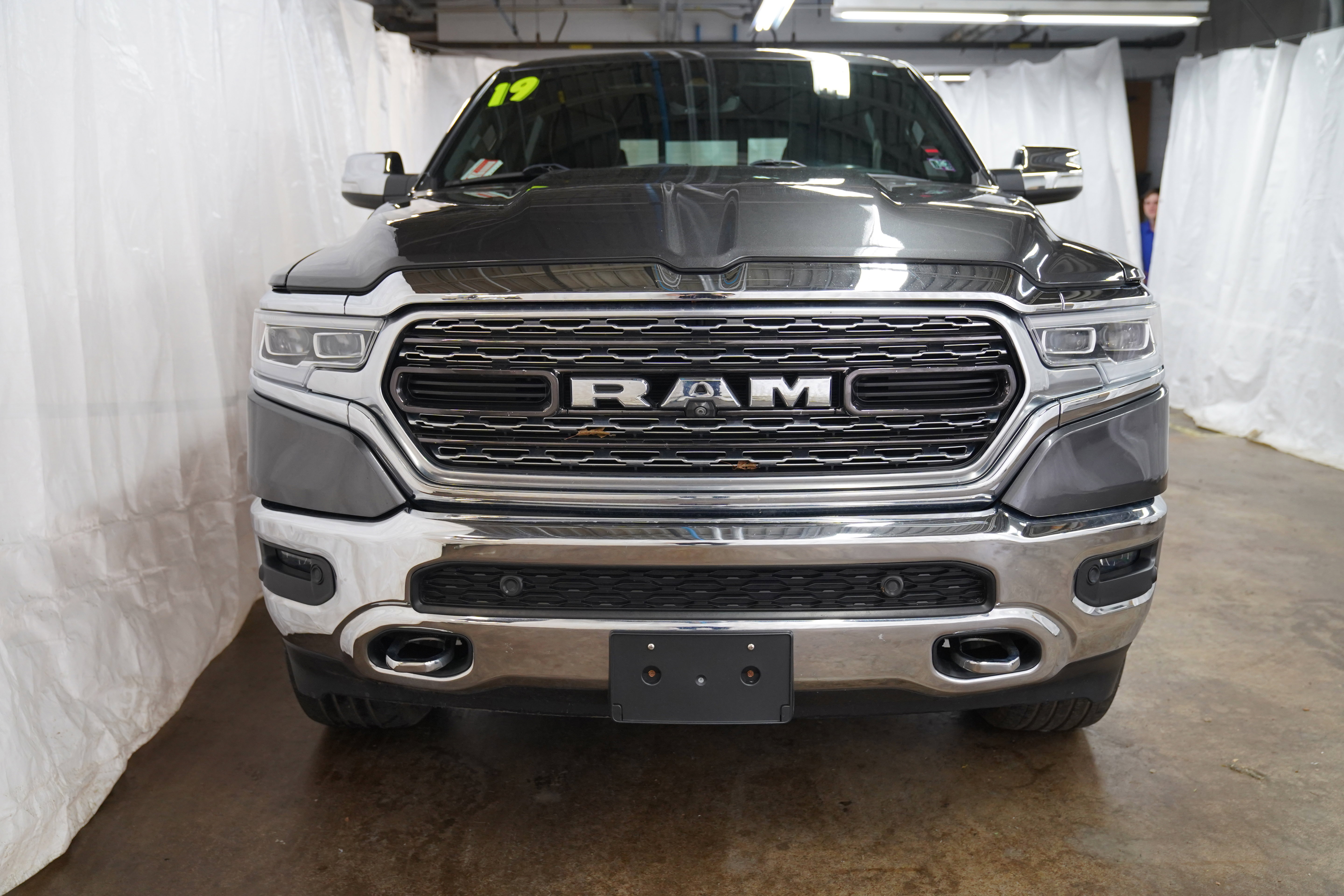 Used 2019 RAM 1500 Limited AWD/4WD image 11