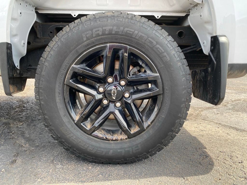 Used 2022 Chevrolet Silverado 1500 LT Trail Boss AWD/4WD image 22