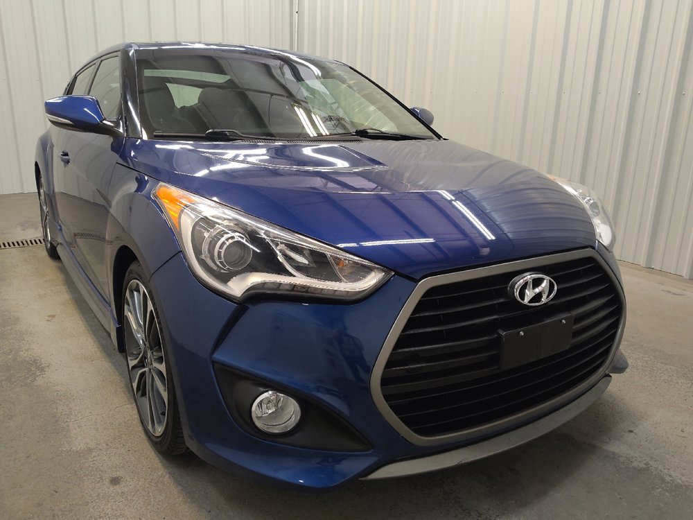 Used 2016 Hyundai Veloster Turbo w/ Option Group 04 FWD image 13