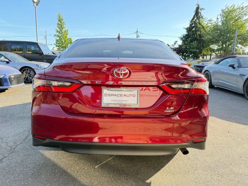 Used 2021 Toyota Camry LE AWD/4WD image 6
