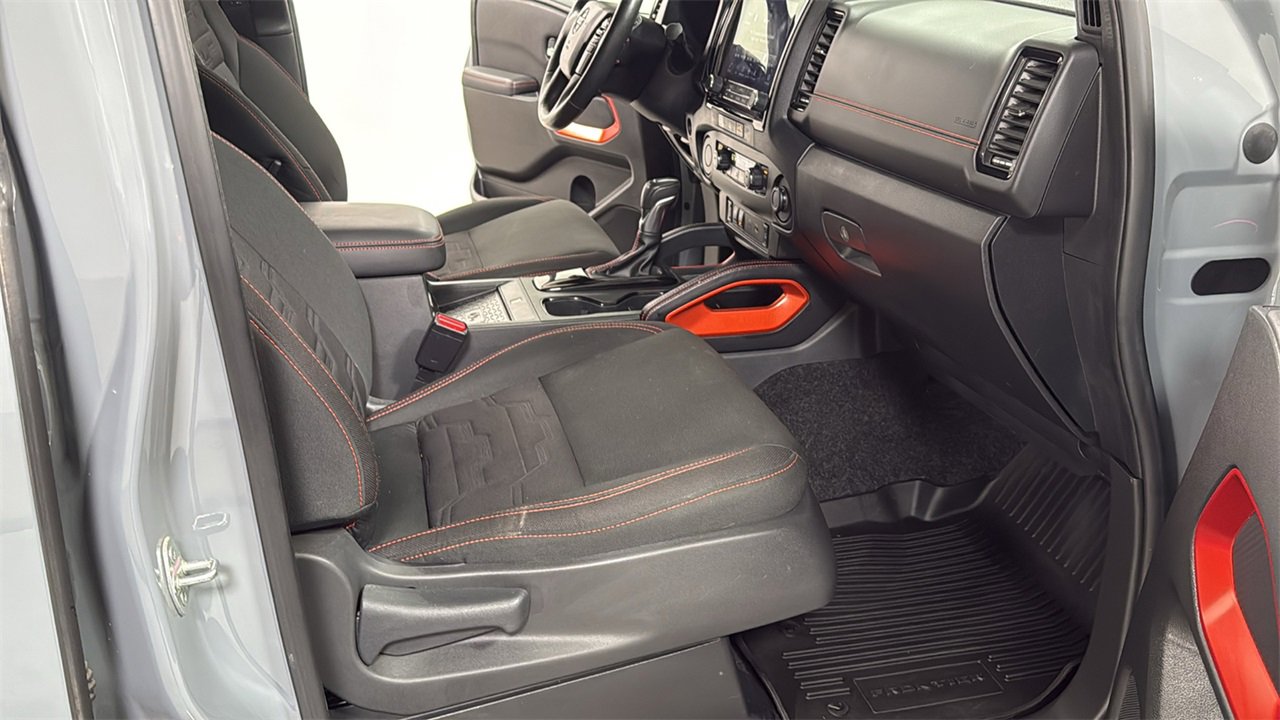 Used 2023 Nissan Frontier Pro-X w/ Pro Convenience Package image 18
