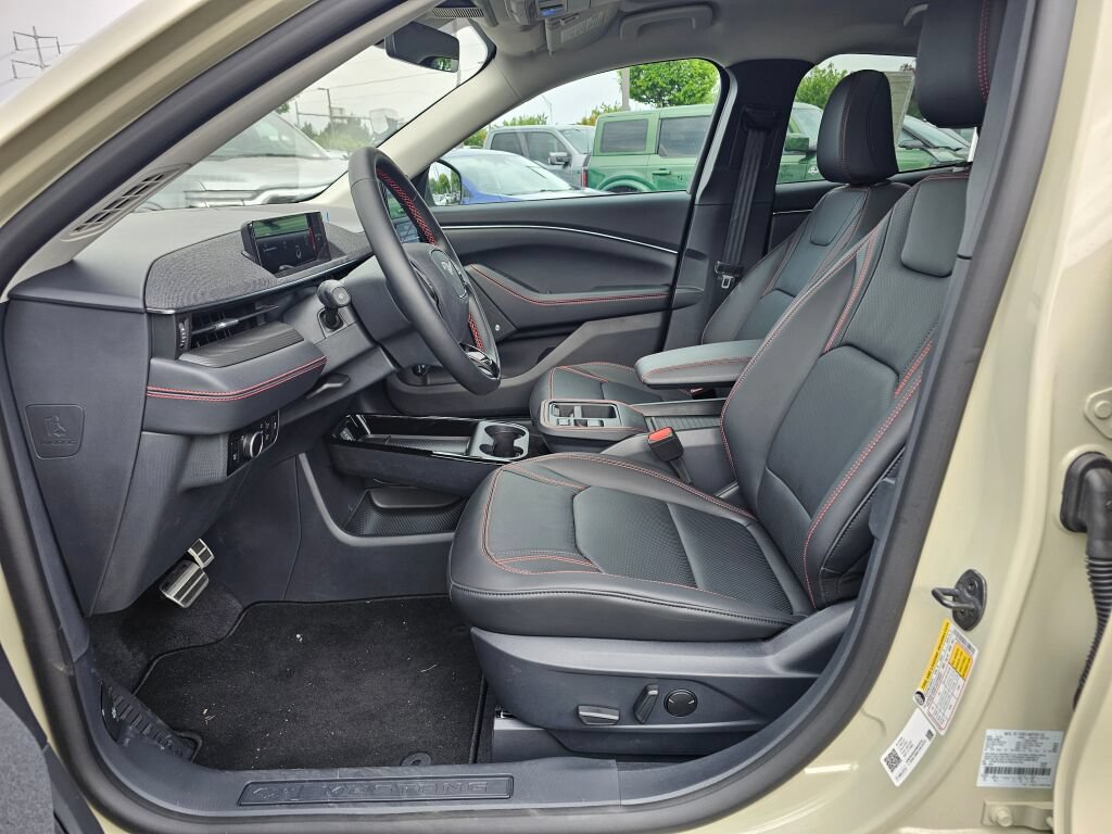 New 2026 Ford Mustang Mach-E Premium w/ Sport Appearance Package AWD/4WD image 15