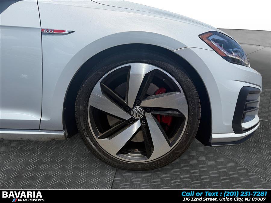 Used 2019 Volkswagen GTI SE w/ SE Experience Package FWD image 7