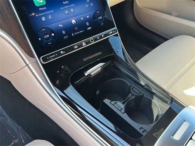 New 2025 Mercedes-Benz C 300 Sedan image 19