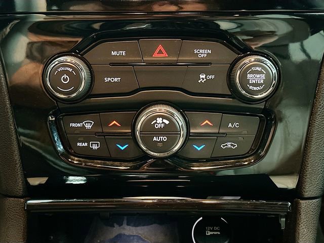 Used 2017 Chrysler 300 S image 17