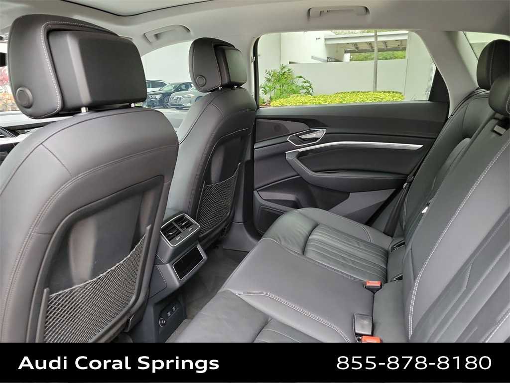 Used 2021 Audi e-tron Premium w/ Convenience Plus Package image 20