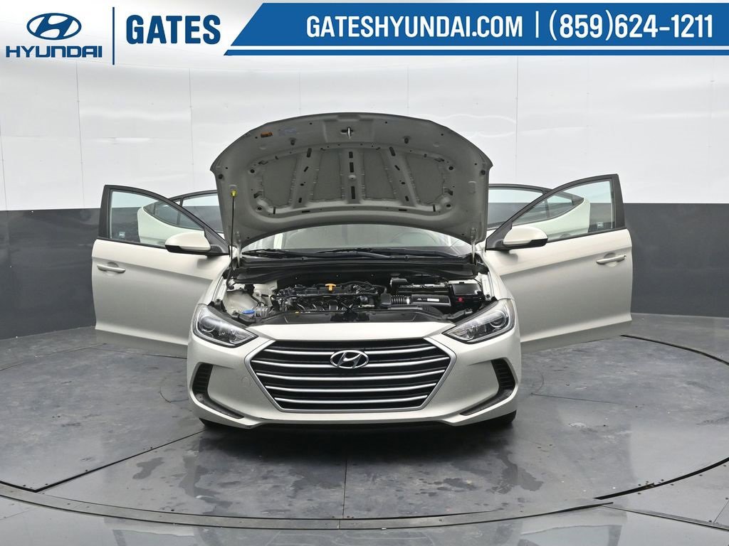 Used 2017 Hyundai Elantra SE w/ Cargo Package image 56