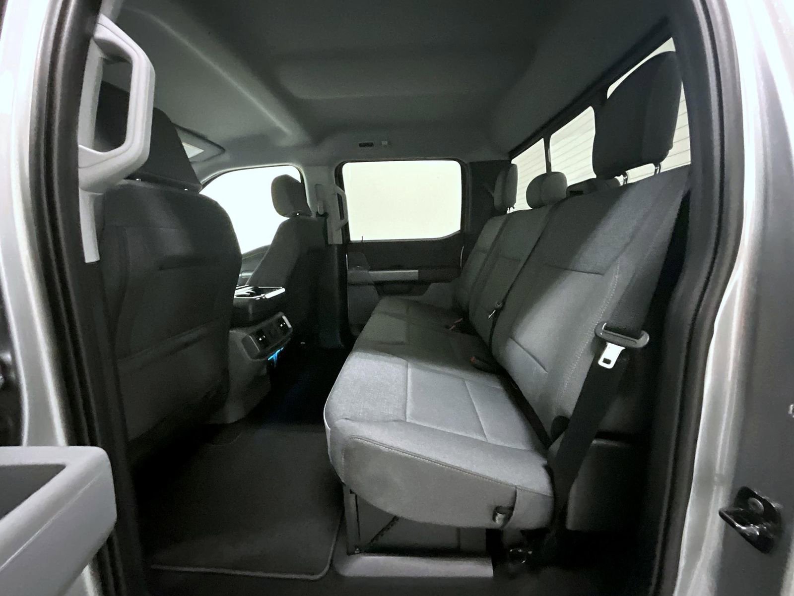 New 2025 Ford F150 XLT w/ Equipment Group 302A MID image 11