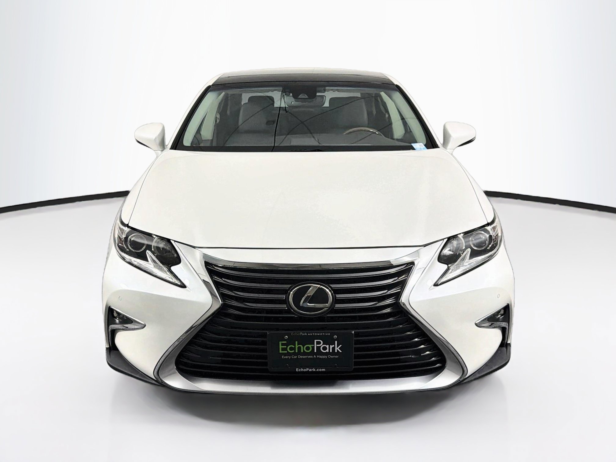 Used 2018 Lexus ES 350 w/ Navigation System Package FWD image 2