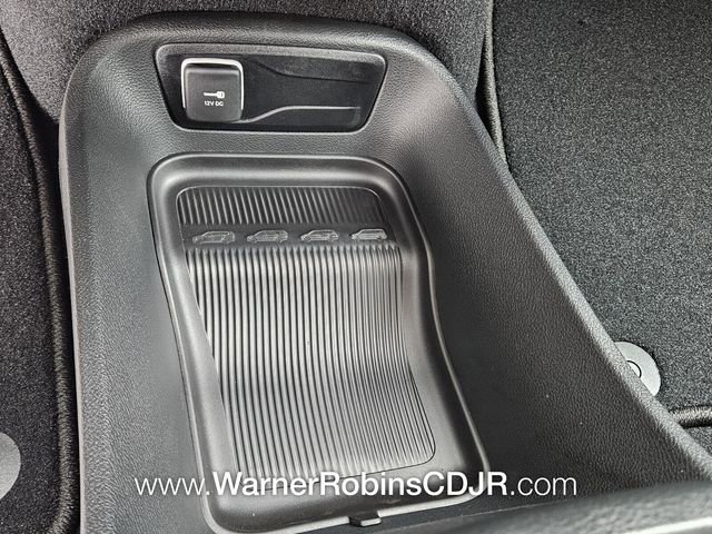 New 2026 Chrysler Pacifica Select image 24