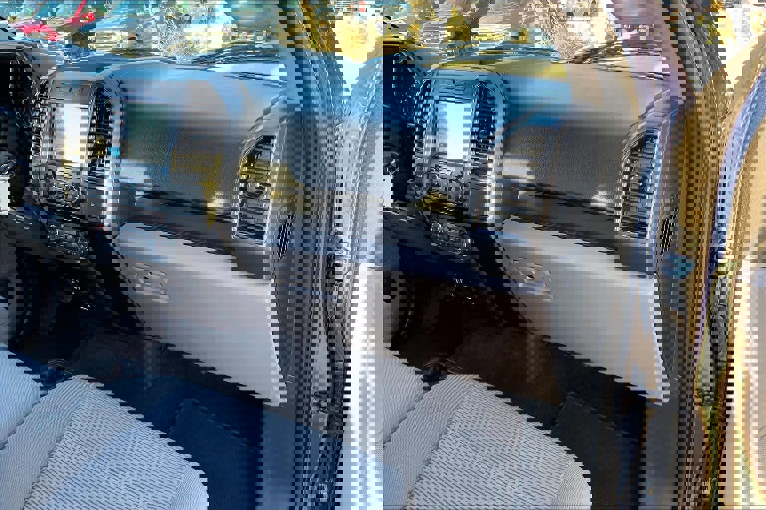 Used 2018 Ford F150 XLT w/ Equipment Group 302A Luxury image 16