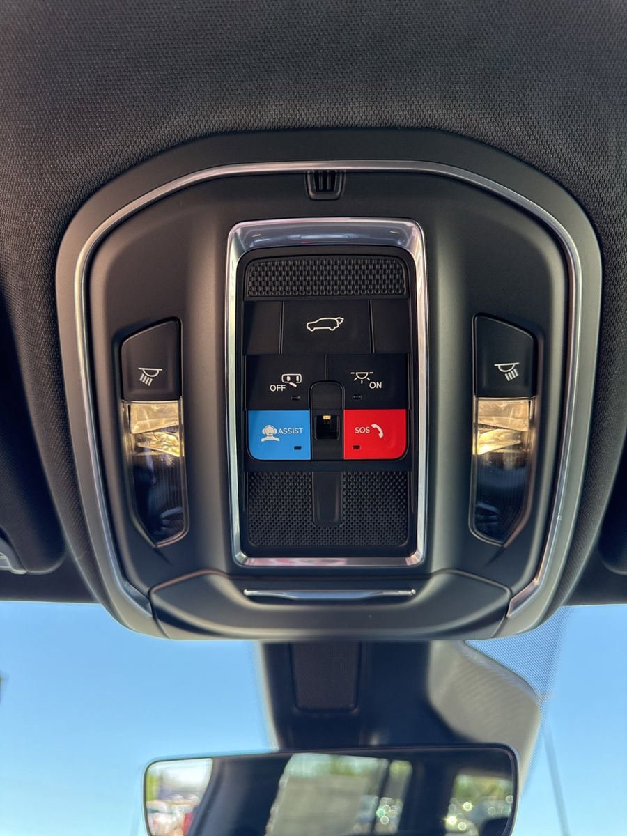 New 2026 Jeep Grand Wagoneer L Limited AWD/4WD image 24