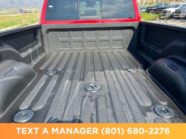 New 2026 RAM 3500 Laramie AWD/4WD image 13