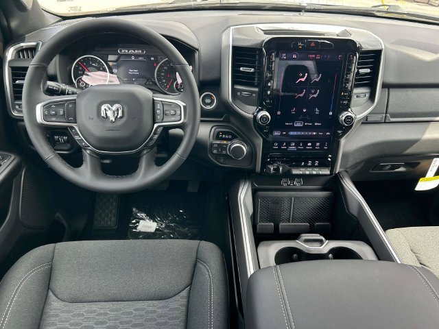 New 2027 RAM 1500 4x4 Crew Cab image 13