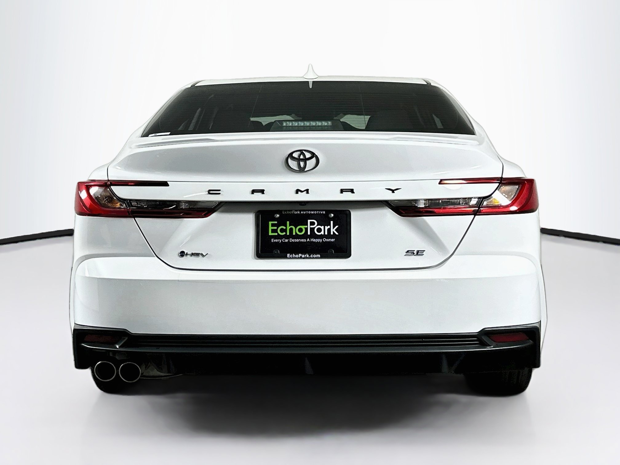Used 2026 Toyota Camry SE w/ Convenience Package FWD image 7
