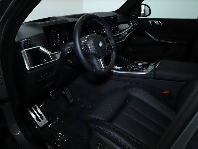 Used 2026 BMW X5 M60i AWD/4WD image 21
