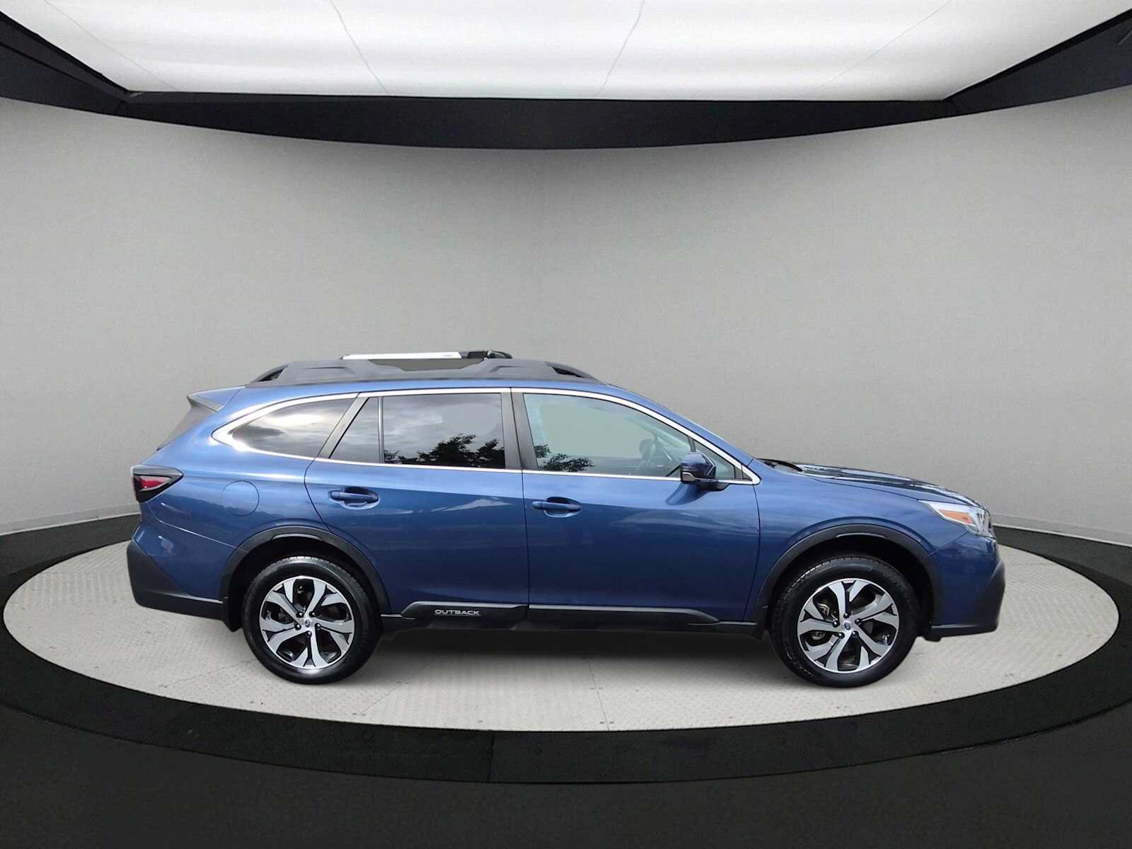 Used 2020 Subaru Outback Limited w/ Popular Package #2 AWD/4WD image 9