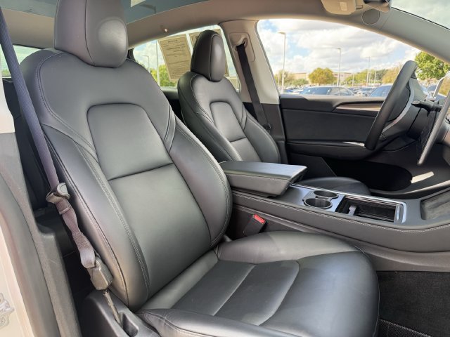 Used 2023 Tesla Model Y Long Range AWD/4WD image 23