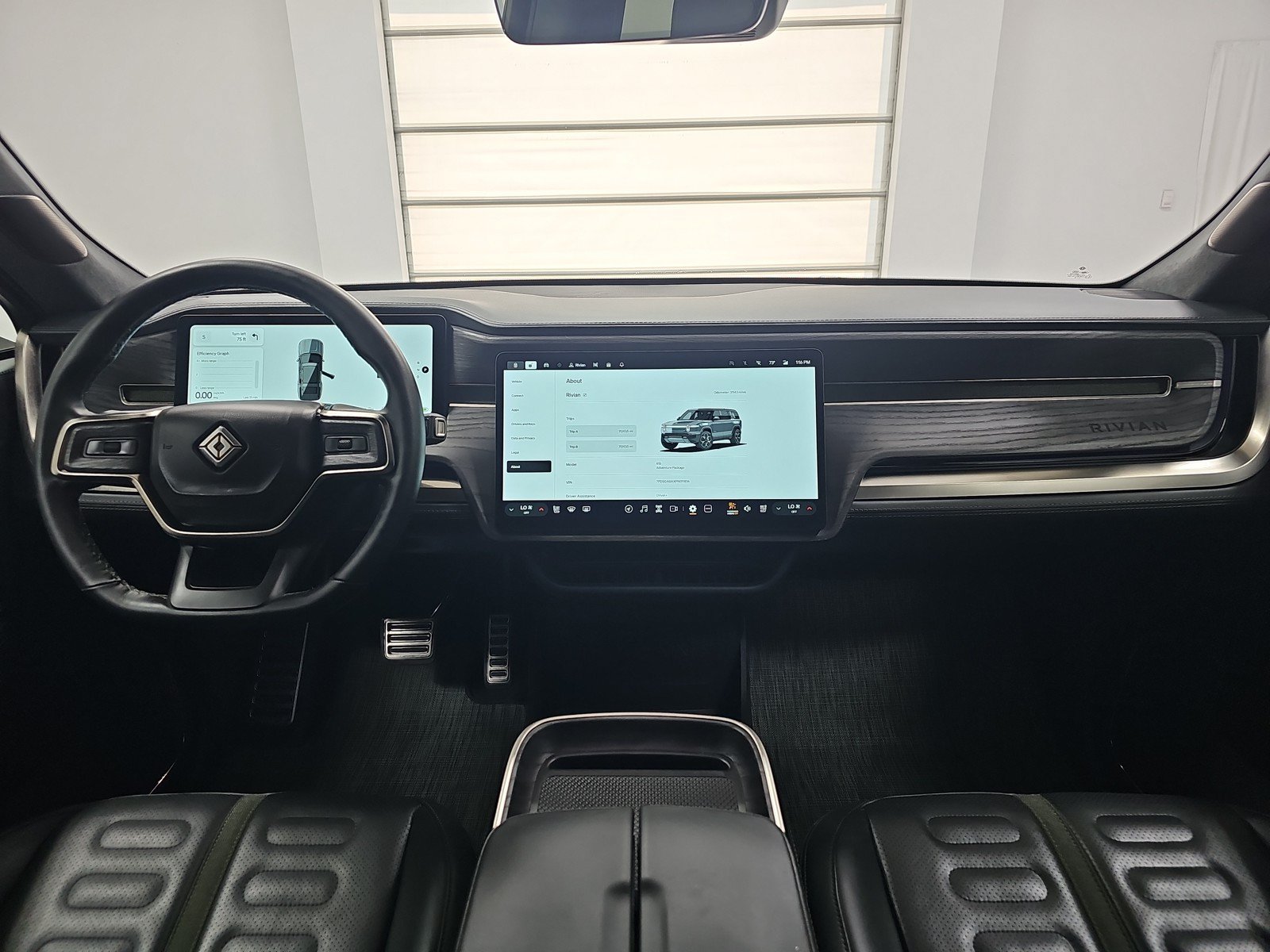 Used 2023 Rivian R1S Adventure AWD/4WD image 27