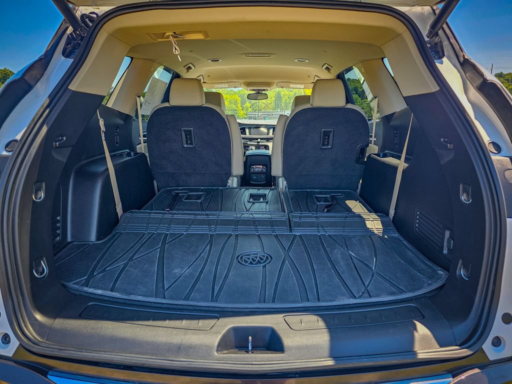 Used 2019 Buick Enclave Essence AWD/4WD image 34