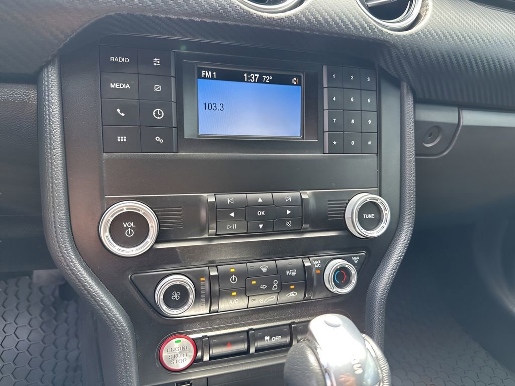 Used 2020 Ford Mustang Convertible RWD image 30