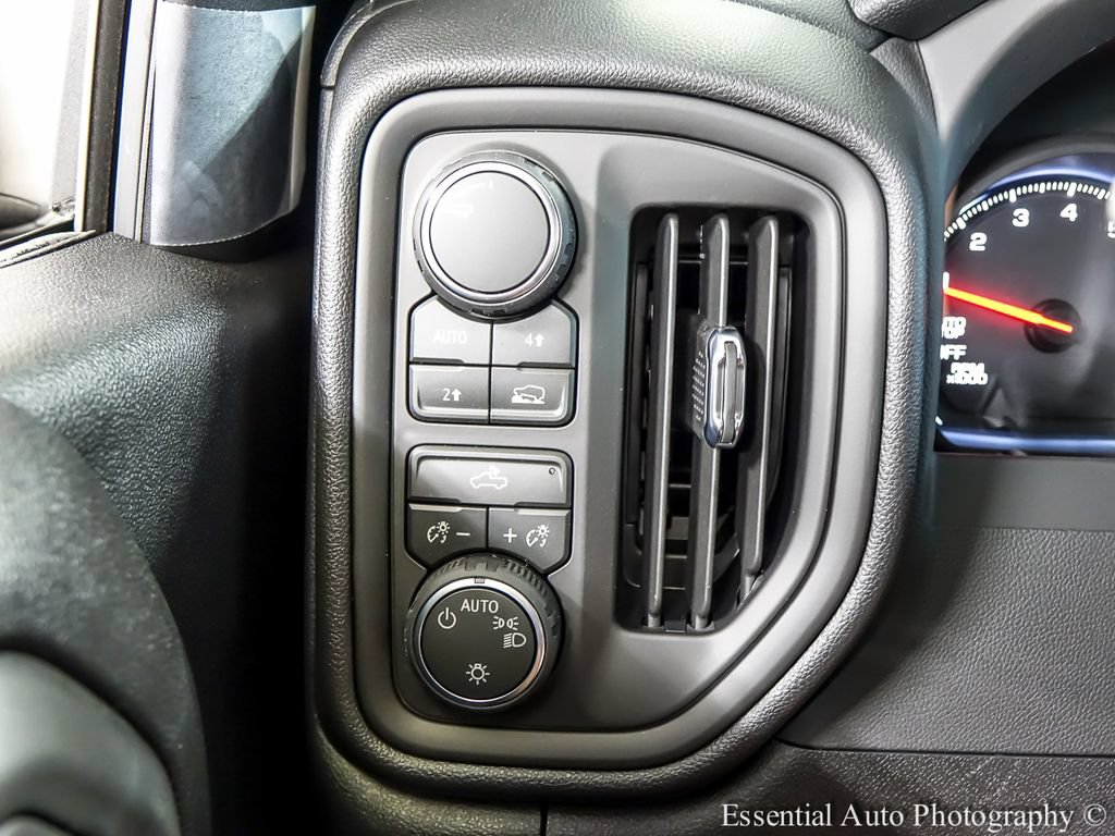 New 2026 Chevrolet Silverado 1500 Custom w/ Turbomax Blackout Package AWD/4WD image 17