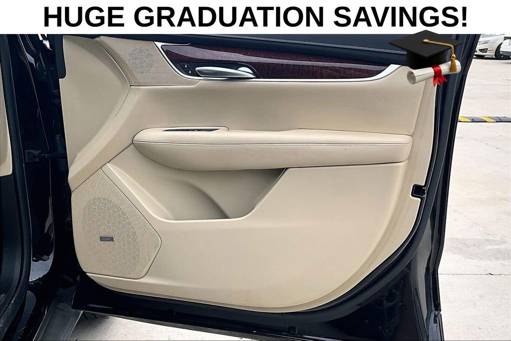 Used 2018 Cadillac XT5 Luxury w/ Driver Awareness Package FWD image 21