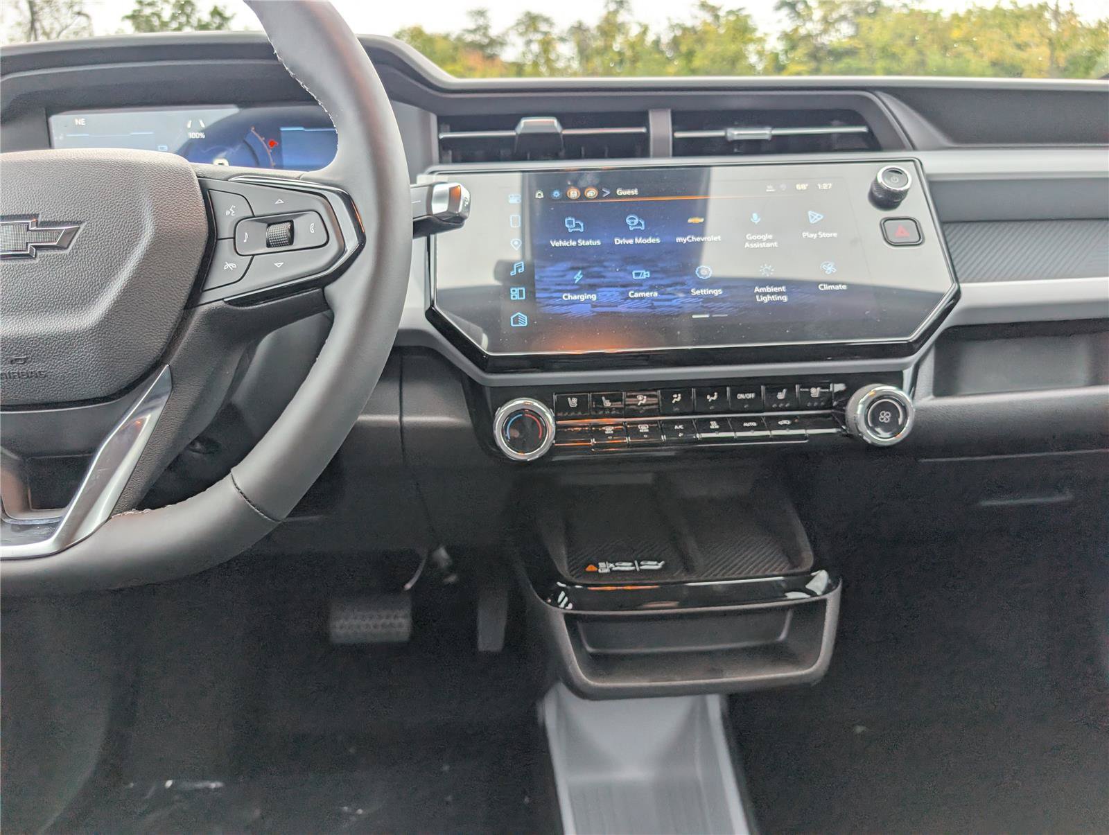 New 2027 Chevrolet Bolt RS w/ Technology Package FWD image 14