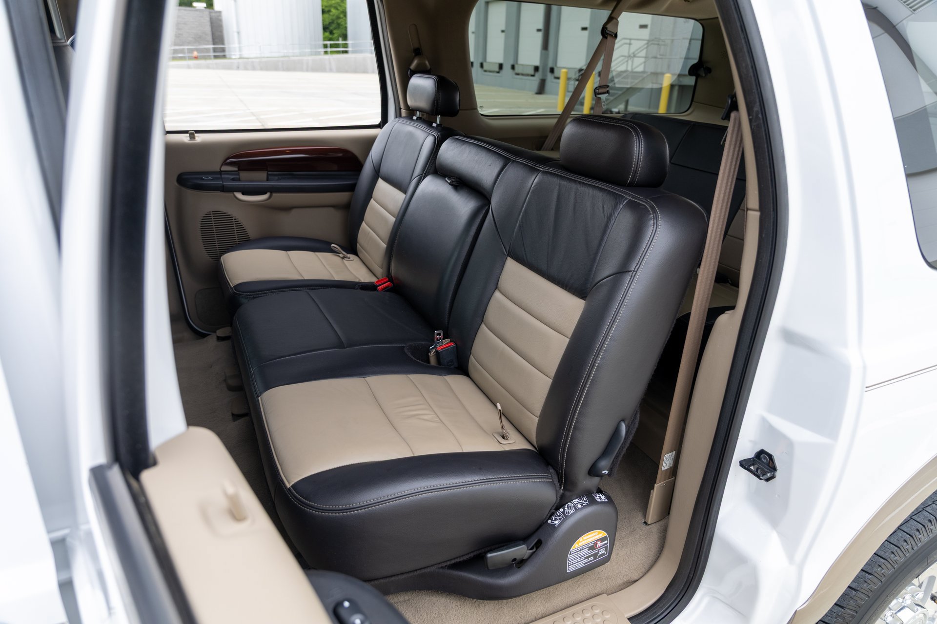 Used 2005 Ford Excursion Eddie Bauer AWD/4WD image 26