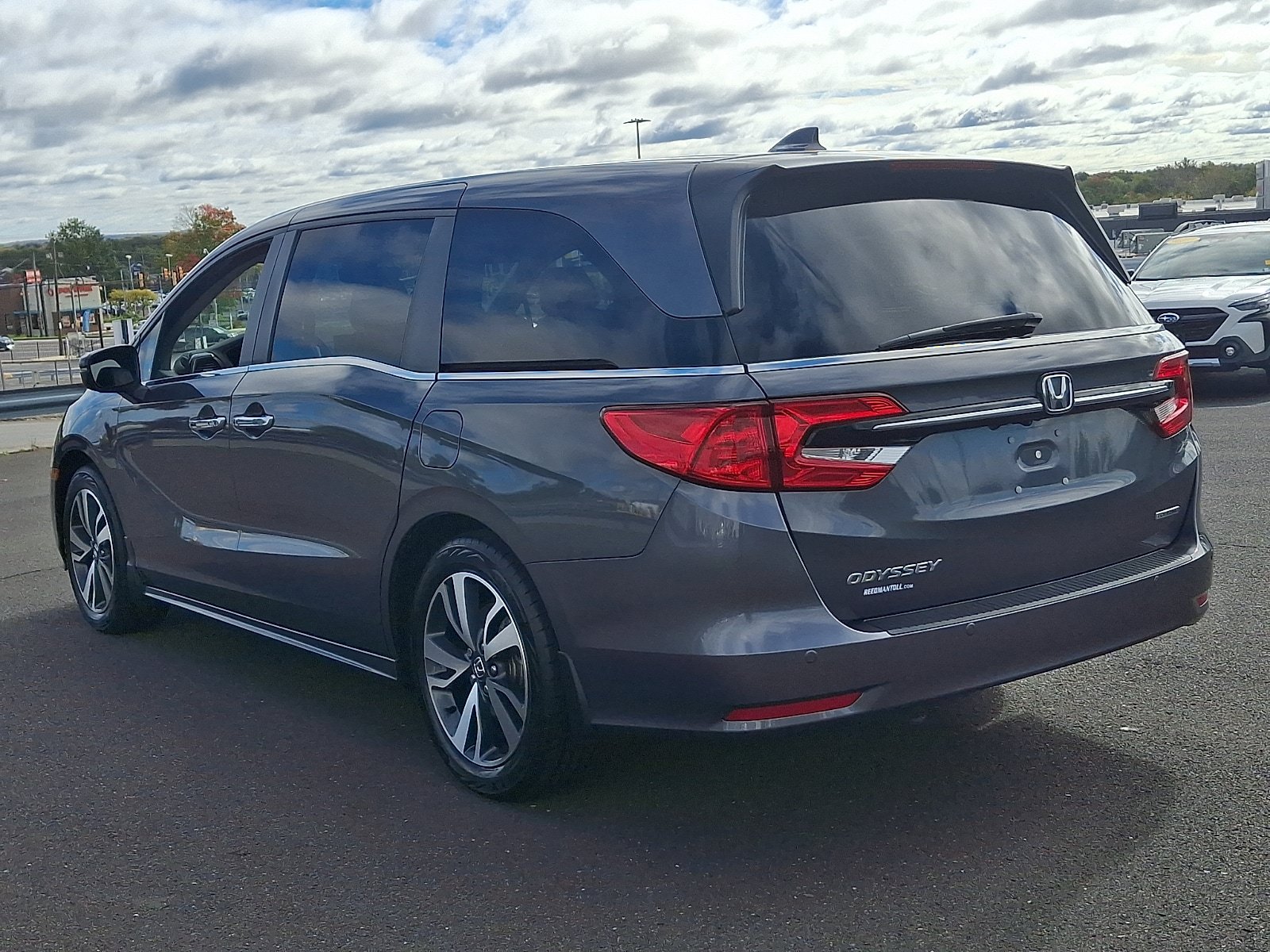 Used 2023 Honda Odyssey Touring image 4
