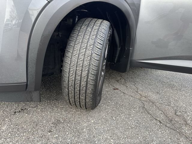 Used 2024 Nissan Pathfinder S image 31