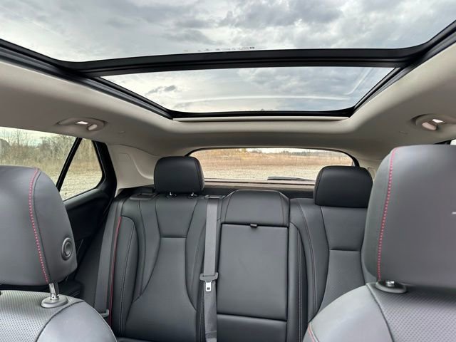 Used 2023 Buick Envision Essence w/ Sport Touring Package image 38