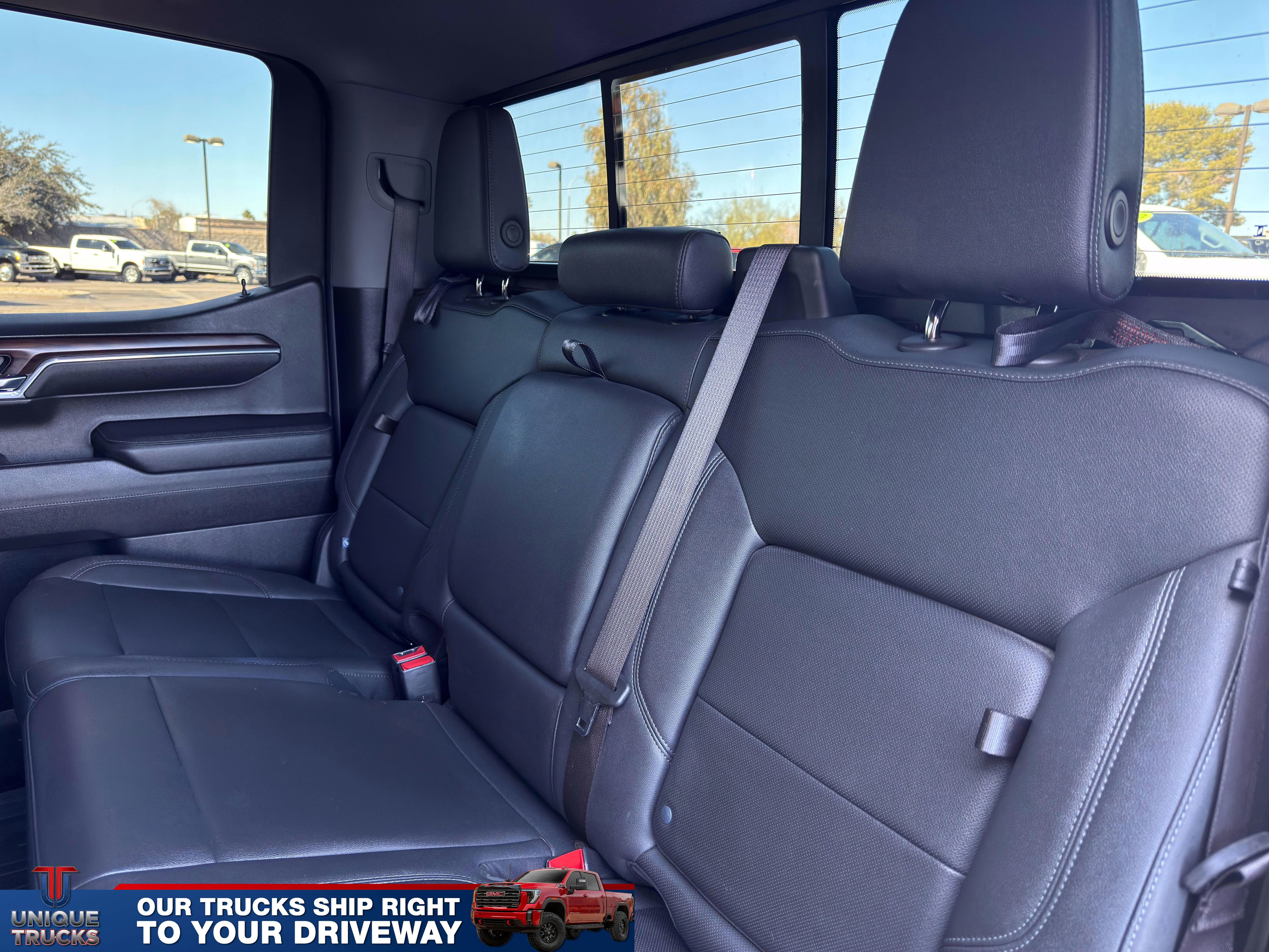 Used 2024 GMC Sierra 1500 SLT image 23