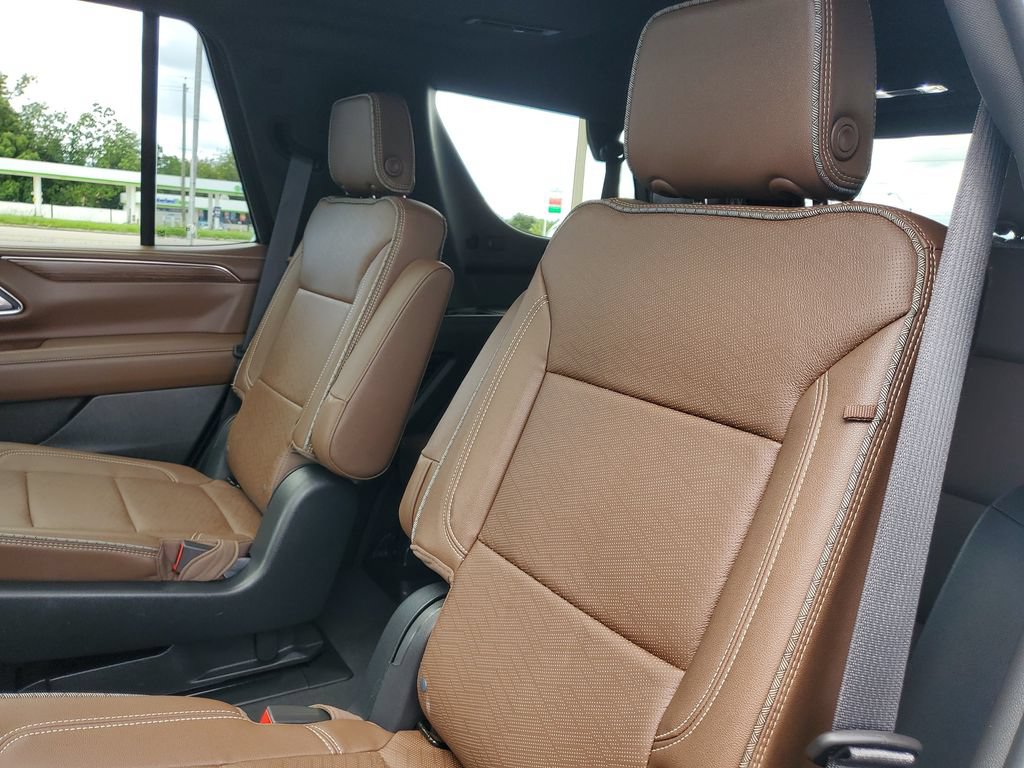 Used 2023 Chevrolet Tahoe High Country RWD image 23