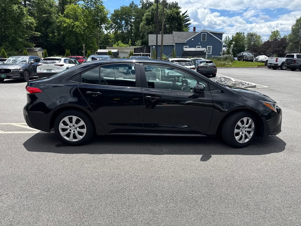 Used 2023 Toyota Corolla LE FWD image 6