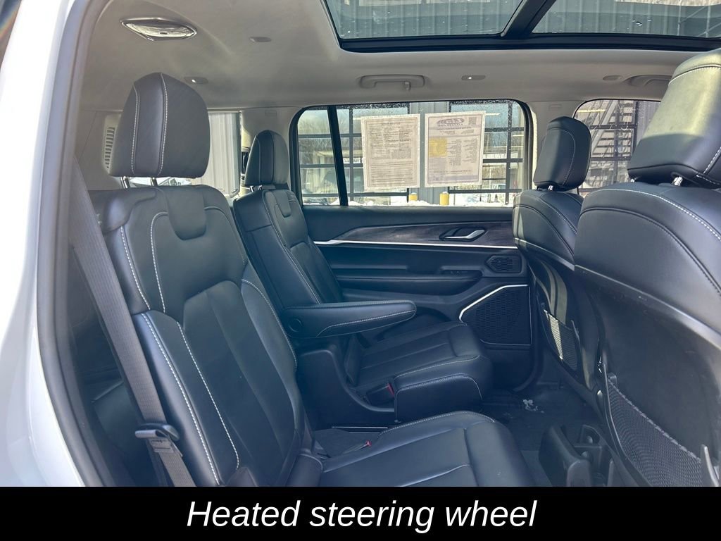 Used 2022 Jeep Grand Cherokee L Limited image 31