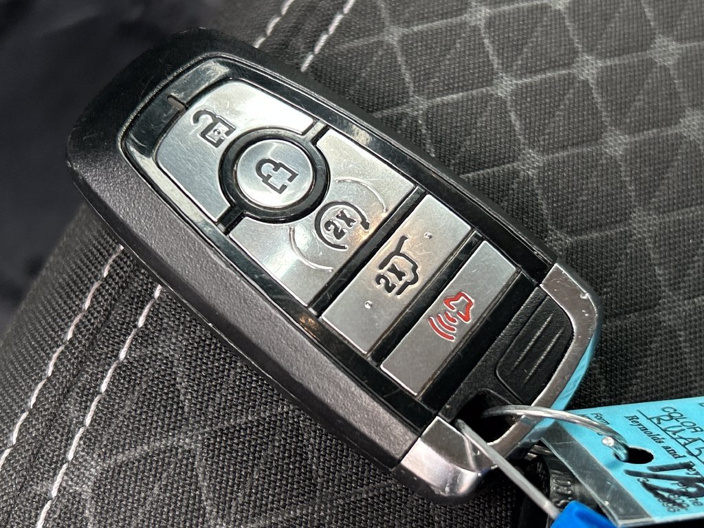 Used 2024 Ford Escape Active w/ Tech Pack #1 AWD/4WD image 32